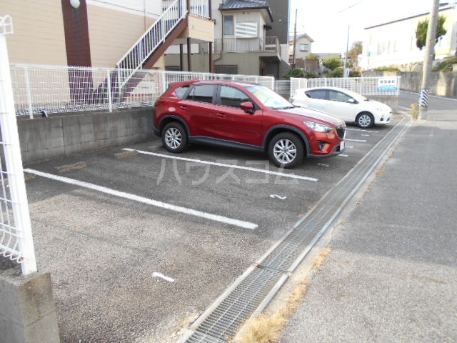 22/30 駐車場