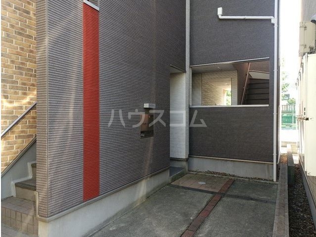 15/16 エントランス