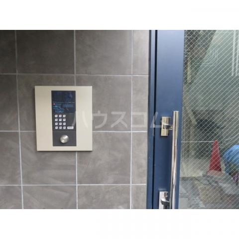 2/5 エントランス