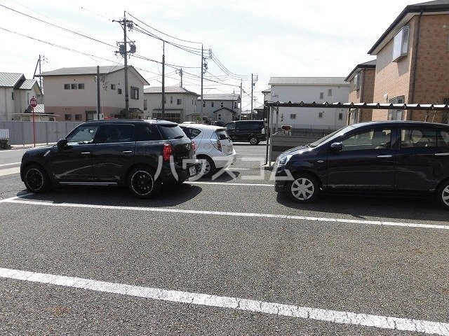 2/10 駐車場