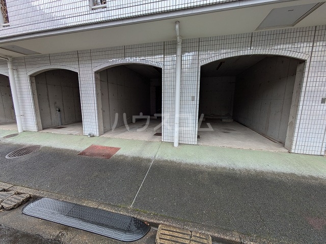 29/30 駐車場