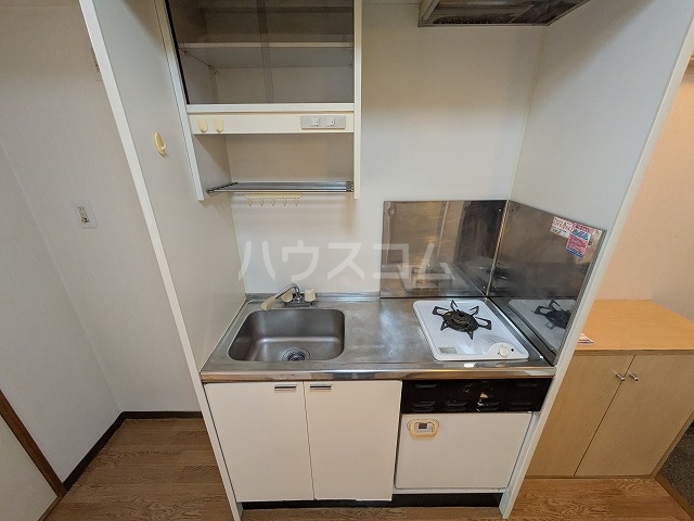 13/30 キッチン