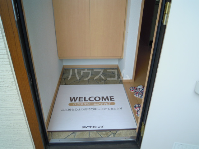 13/30 玄関
