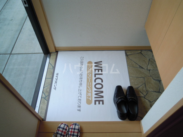 29/30 エントランス