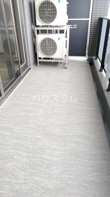 21/30 バルコニー