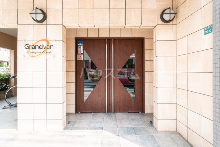 4/11 エントランス