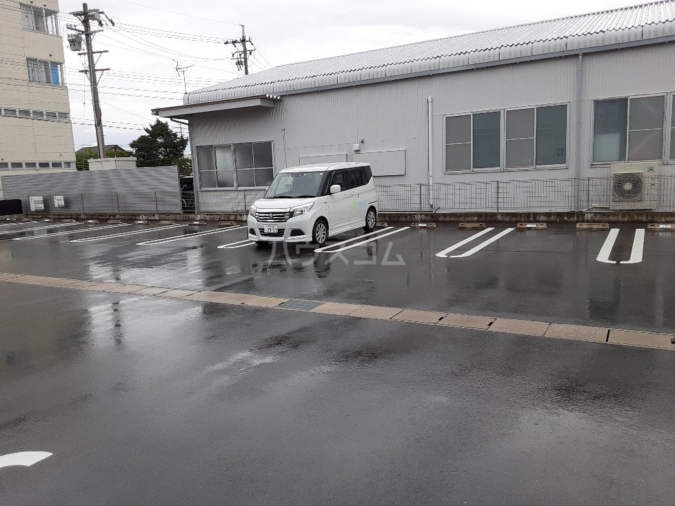 3/4 駐車場