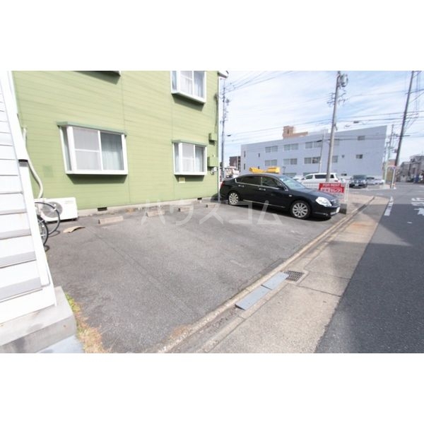17/23 駐車場