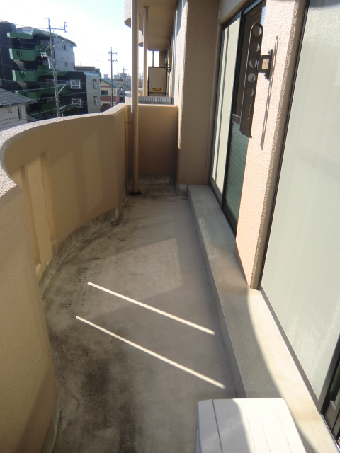 15/27 バルコニー