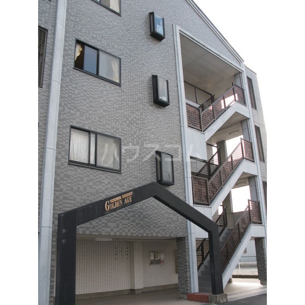 2/30 外観