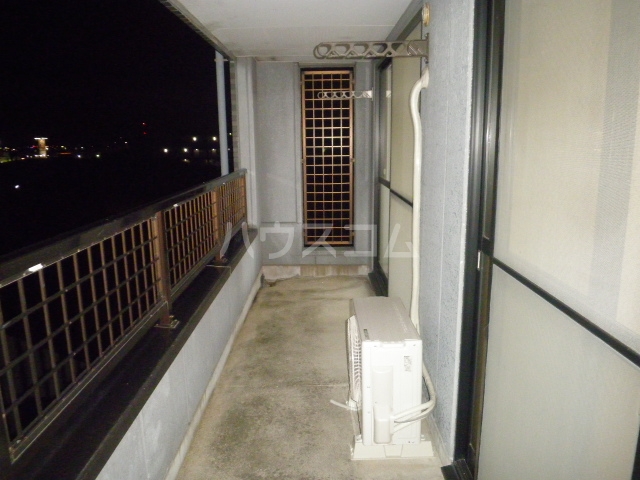 19/30 バルコニー