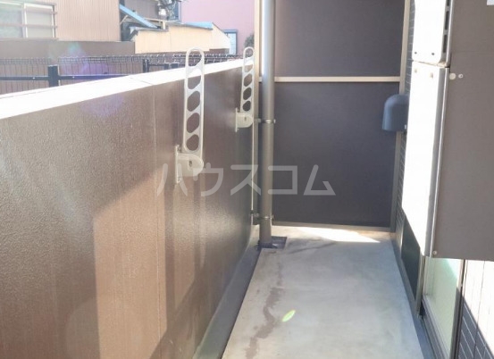 13/23 バルコニー