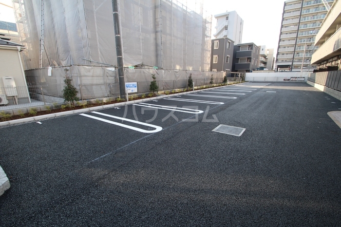 19/22 駐車場