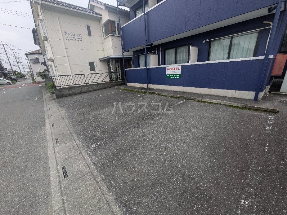 20/30 駐車場