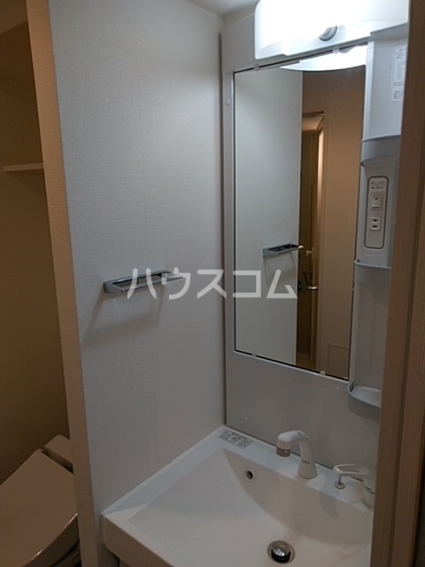 13/30 洗面