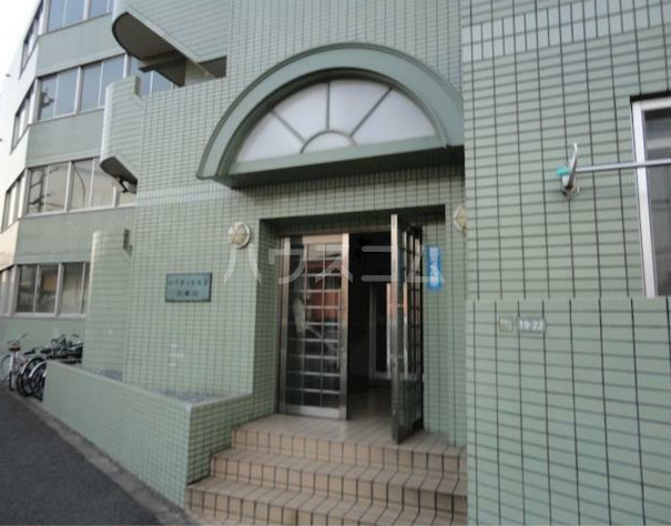 14/22 エントランス