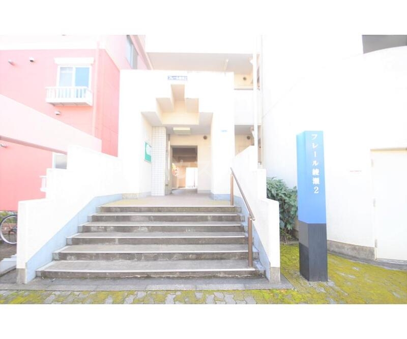 22/29 エントランス