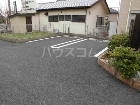 2/4 駐車場