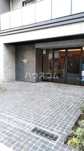 2/4 エントランス