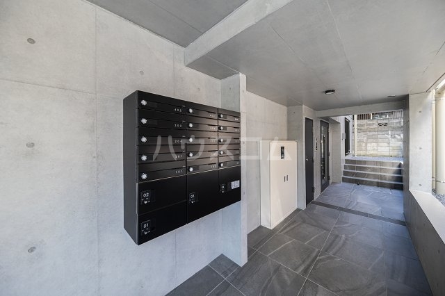 13/21 エントランス