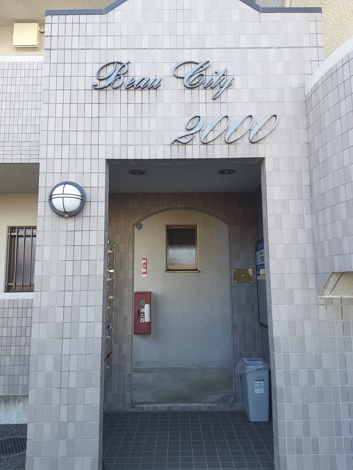 15/26 エントランス