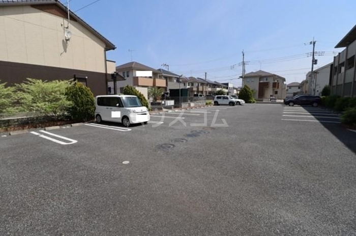 20/30 駐車場