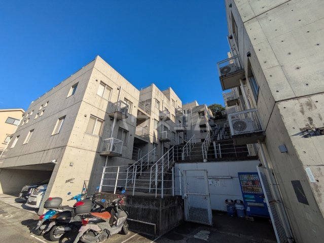 2/30 外観