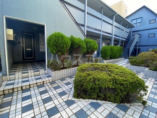 14/23 エントランス