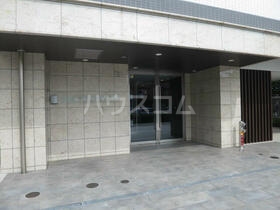 15/17 エントランス