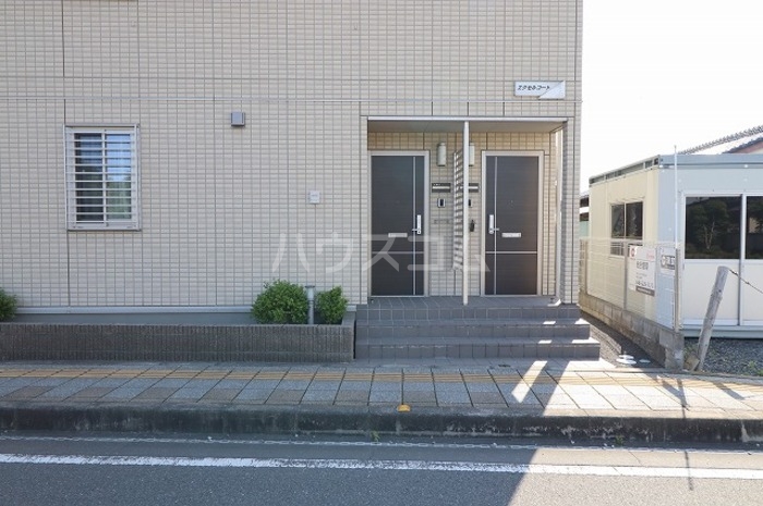 2/13 エントランス