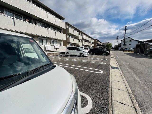 22/24 駐車場