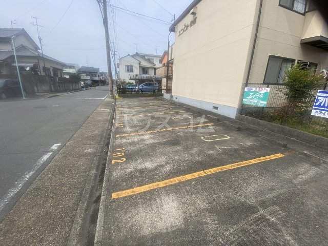 22/29 駐車場