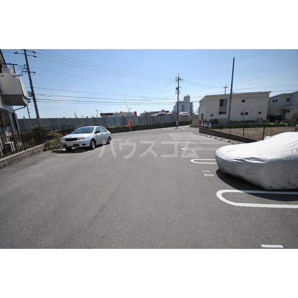 19/27 駐車場