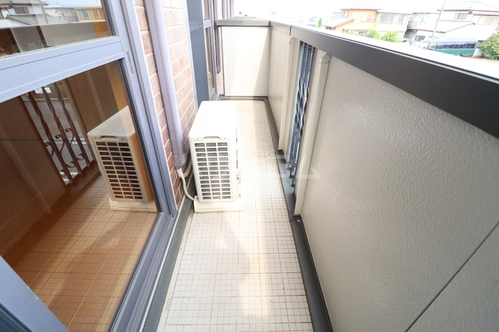 21/30 バルコニー
