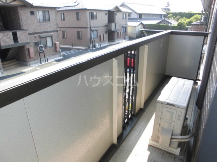 23/30 バルコニー