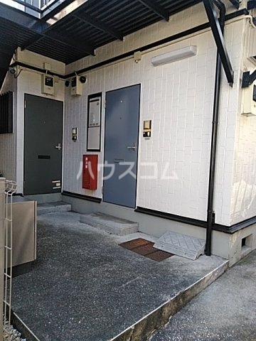 18/22 エントランス