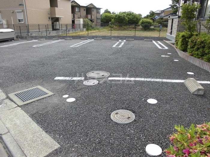 3/4 駐車場