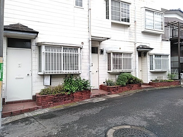 3/10 エントランス