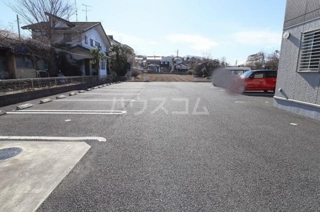 20/30 駐車場