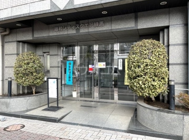 16/26 エントランス