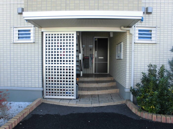 15/25 エントランス