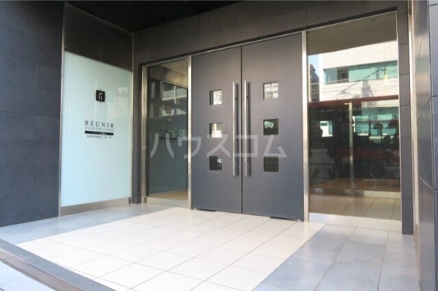 14/23 エントランス