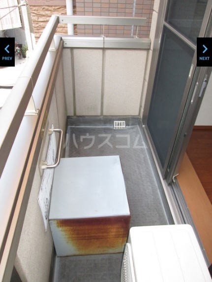 20/30 バルコニー