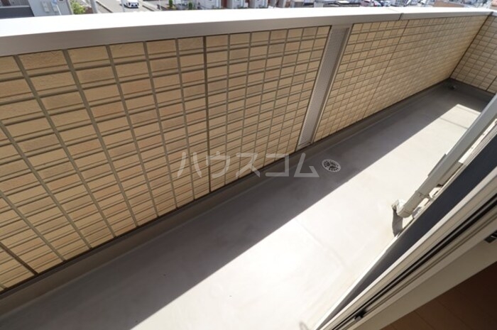 13/30 バルコニー