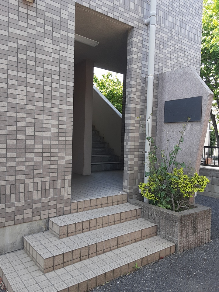 15/26 エントランス