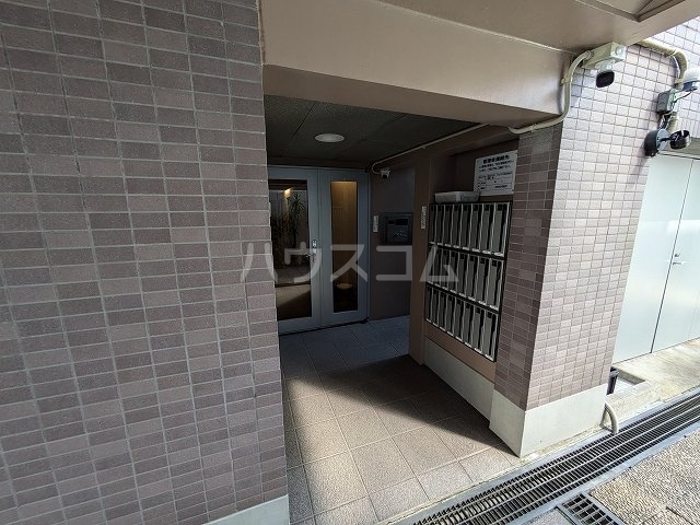 3/4 エントランス