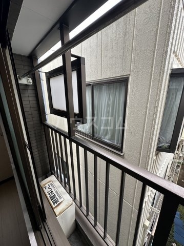 14/27 バルコニー
