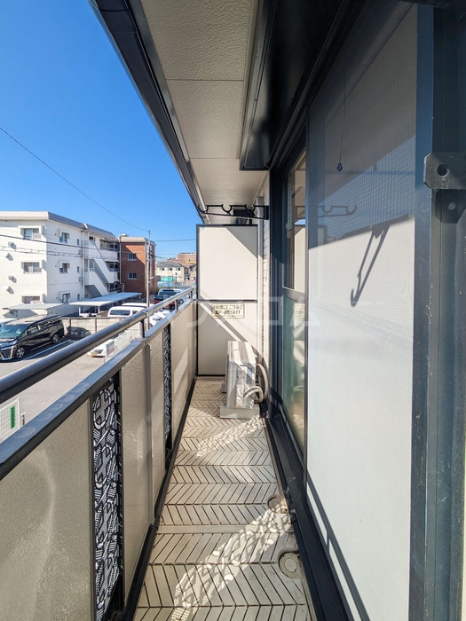 13/19 バルコニー