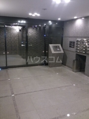 13/20 エントランス