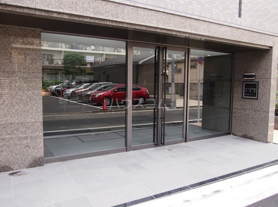 15/16 エントランス